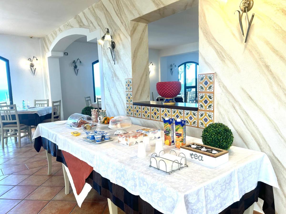 La Collina Sul Mare Bed & Breakfast Palma di Montechiaro Bagian luar foto