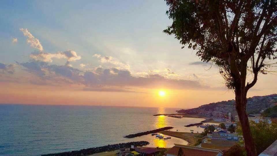 La Collina Sul Mare Bed & Breakfast Palma di Montechiaro Bagian luar foto